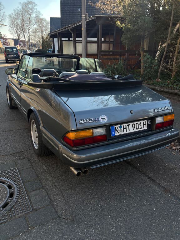 Grau Gebraucht 1987 Saab 900 Cabriolet Cabrio | 17.500 € - Bild 1/4