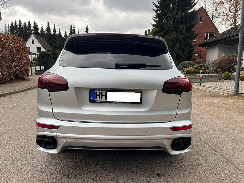Gebraucht Porsche Cayenne S 382 PS (280 kW) 2013 Silber SUV