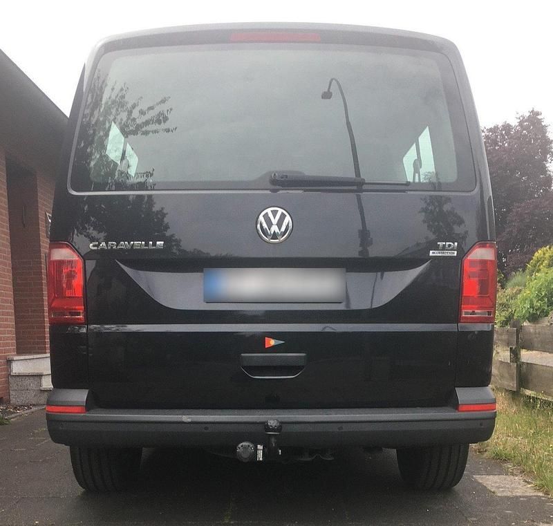 Gebraucht VW T6 Trendline 102 PS (75 kW) 2016 Schwarz Van