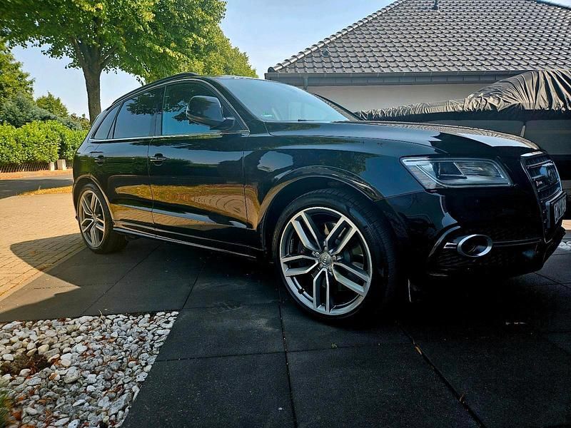 Schwarz Gebraucht 2014 Audi SQ5 Exclusive SUV | 21.900 € (Fairer Preis) - Bild 1/4