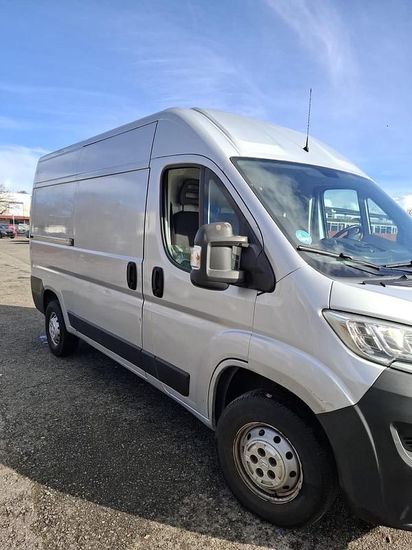 Gebraucht Citroën Jumper 140 PS (102 kW) 2020 Silber Van / Kleinbus