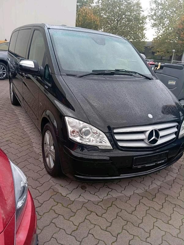 Gebraucht Mercedes Viano 224 PS (164 kW) 2013 Schwarz Van / Kleinbus