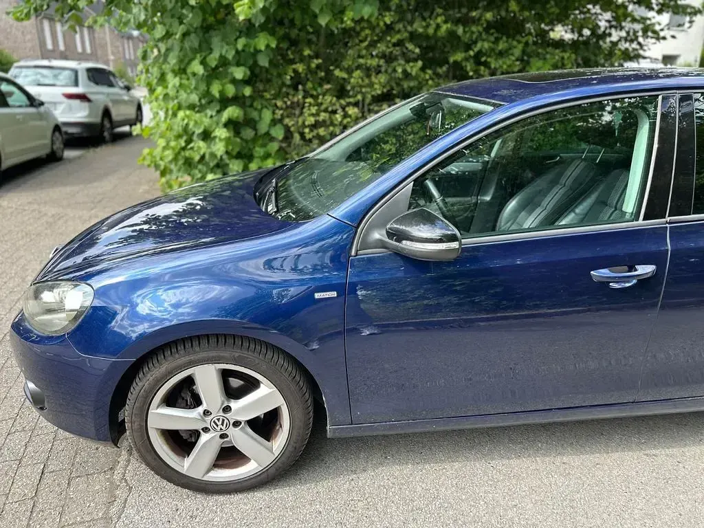 Gebraucht VW Golf VII Match 122 PS (89 kW) 2012 Blau Limousine