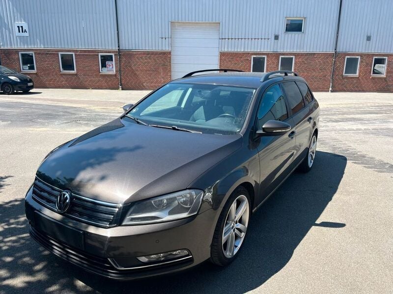 Braun Gebraucht 2014 VW Passat Kombi | 5.300 € (Superpreis) - Bild 1/4