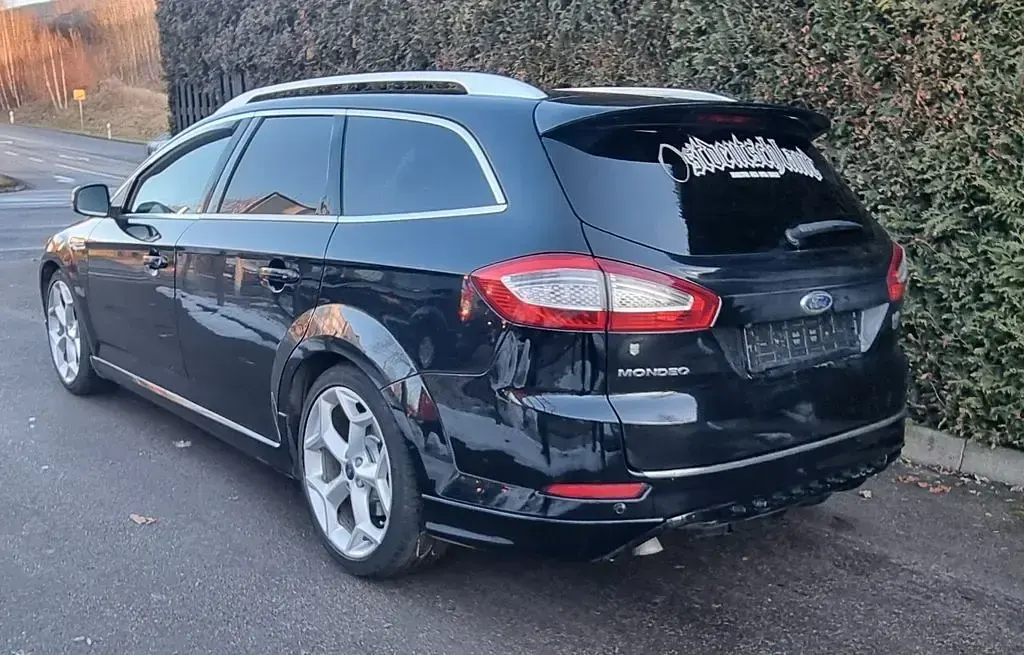 Gebraucht Ford Mondeo Titanium S 163 PS (119 kW) 2012 Schwarz Limousine