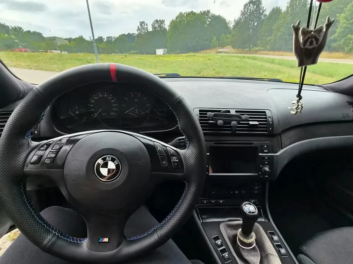 Gebraucht BMW 320 170 PS (125 kW) 2002 Silber Coupé