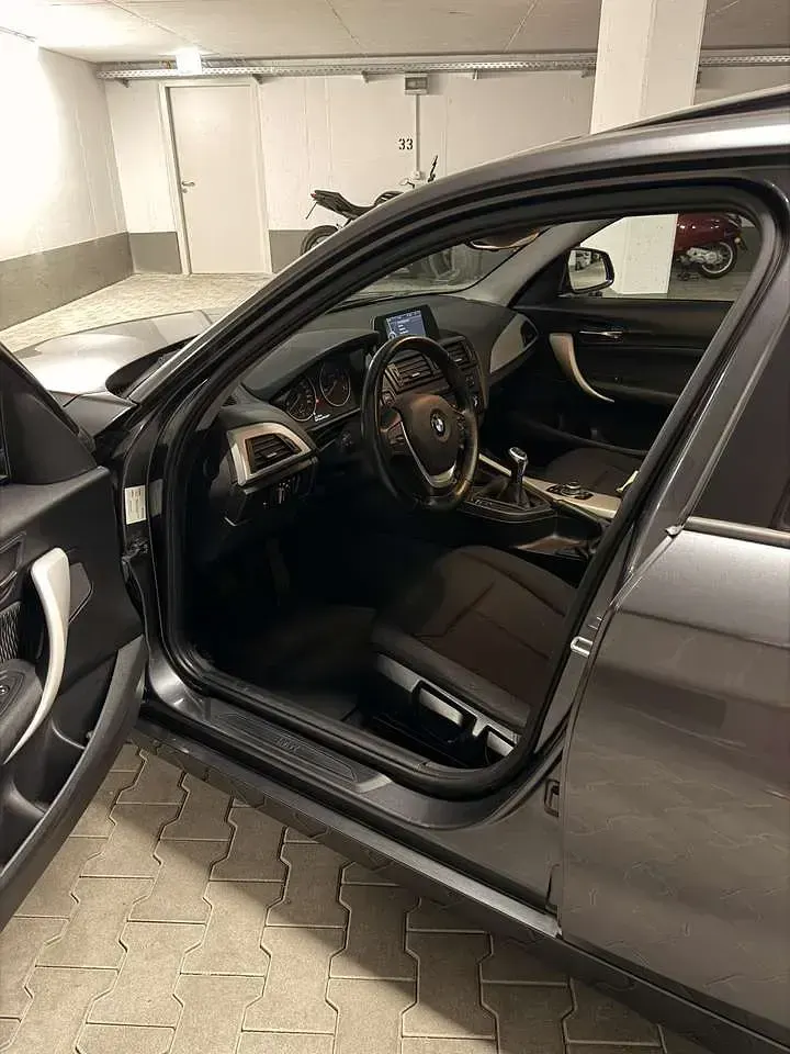 Gebraucht BMW 114 95 PS (69 kW) 2013 Grau Kleinwagen
