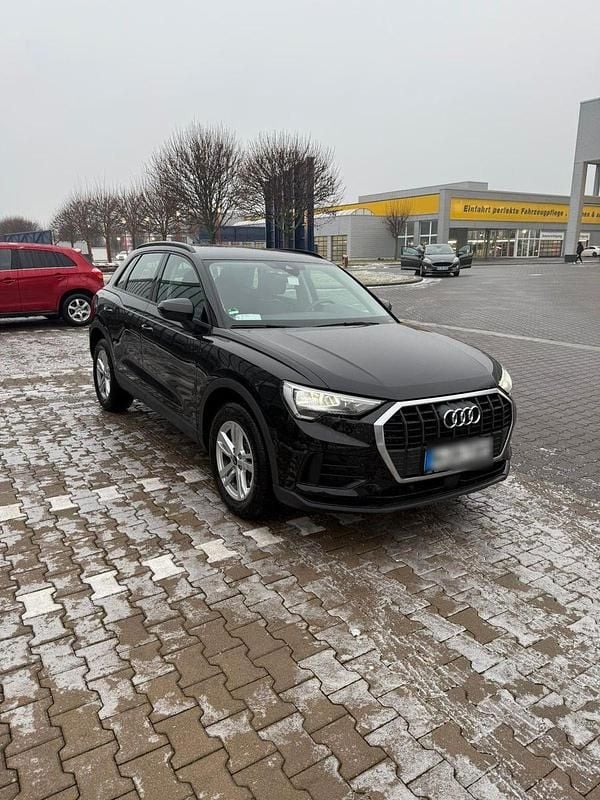 Gebraucht Audi Q3 Comfort 245 PS (180 kW) 2022 Schwarz SUV