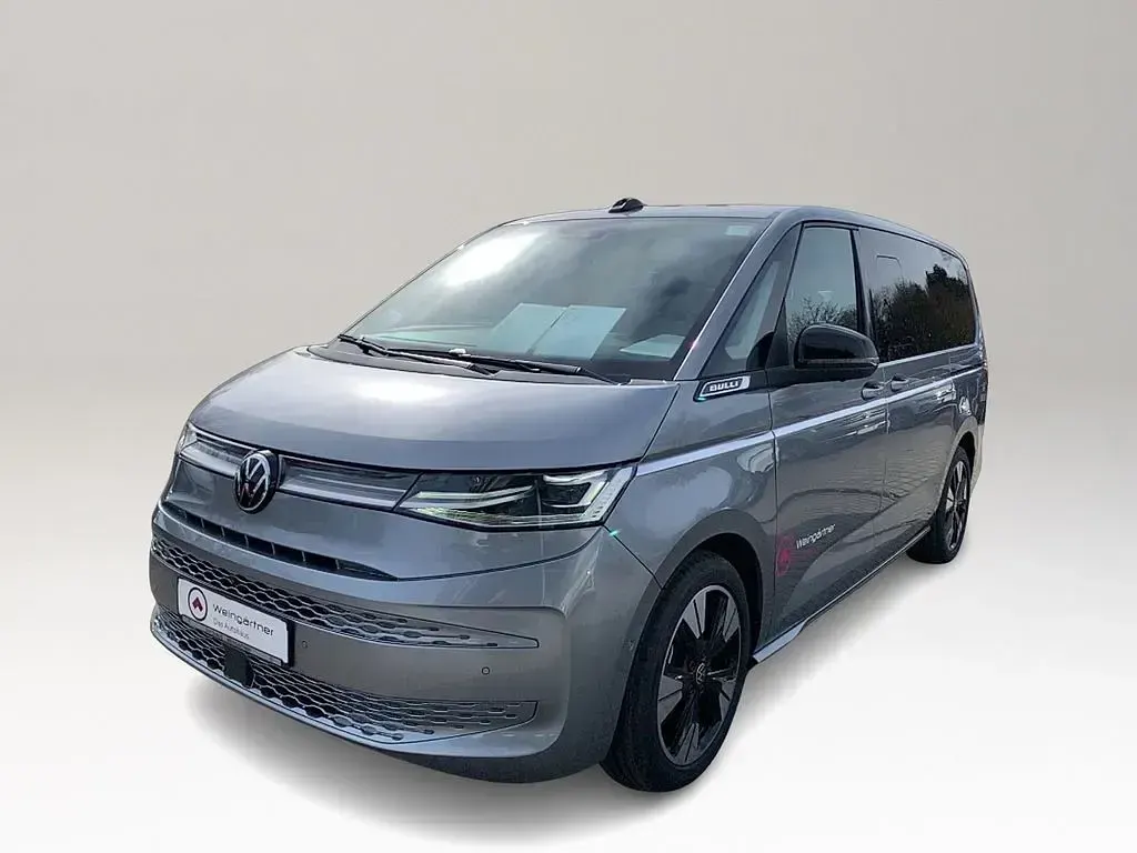 Używany VW T7 Style 150 KM (110 kW) 2025 Srebrny Van