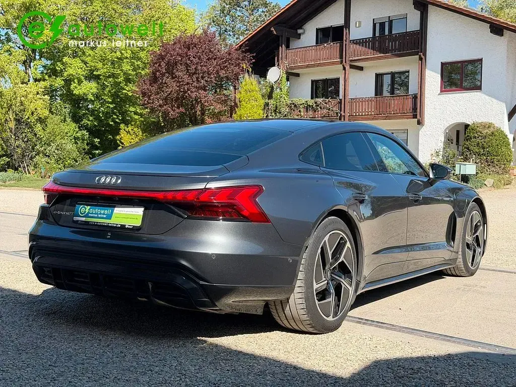 Gebraucht Audi e-tron GT quattro Ambiente 350 kW (476 PS) 2021 Grau Limousine