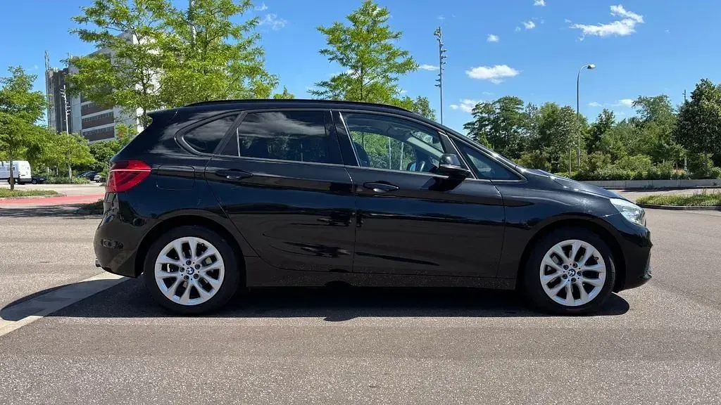 Gebraucht BMW 220 Active Tourer Sport Line 190 PS (139 kW) 2016 Schwarz Van / Kleinbus