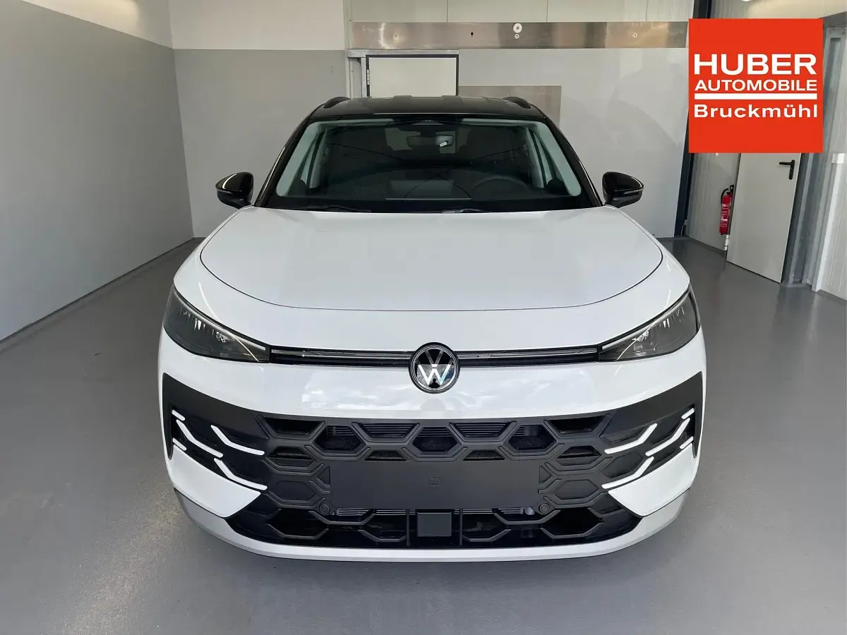 Neu VW T-Roc Life 150 PS (110 kW) 2026 [0qa1] pure white / dach schwarz SUV
