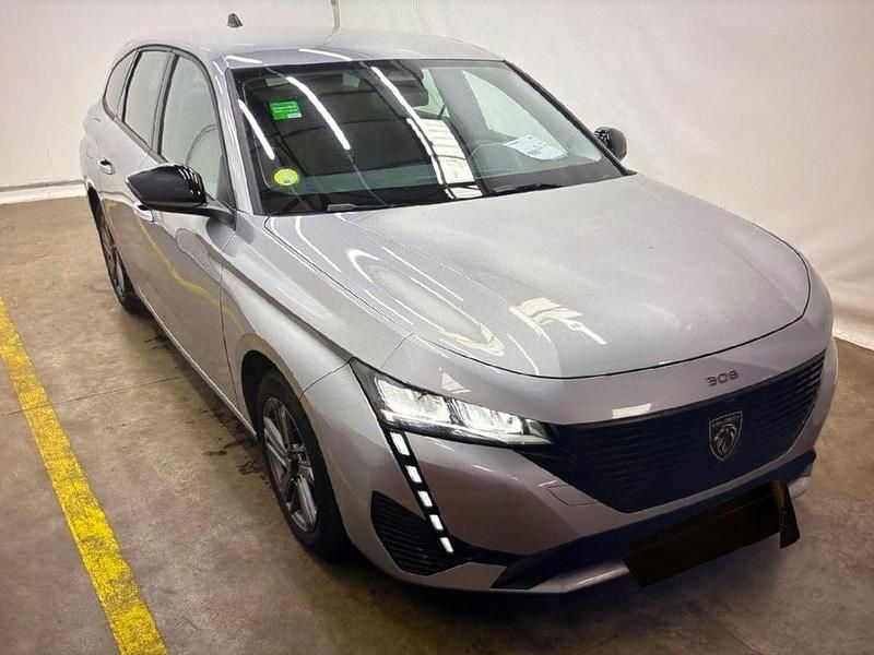 Second-hand Peugeot 308 Active 131 CP (96 kW) 2022 Berlinǎ