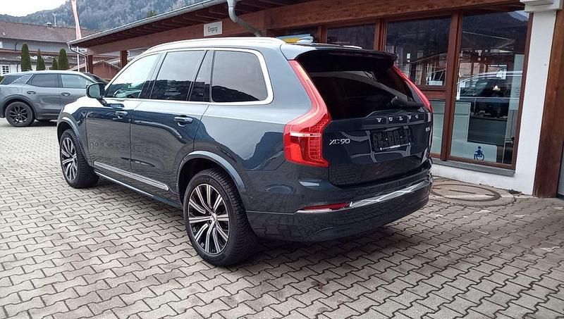 Gebraucht Volvo XC90 Plus 250 PS (183 kW) 2023 Blau SUV