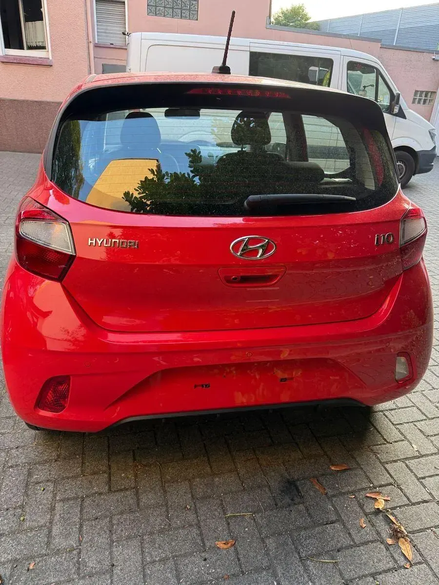 Gebraucht Hyundai i10 67 PS (49 kW) 2021 Rot Kleinwagen