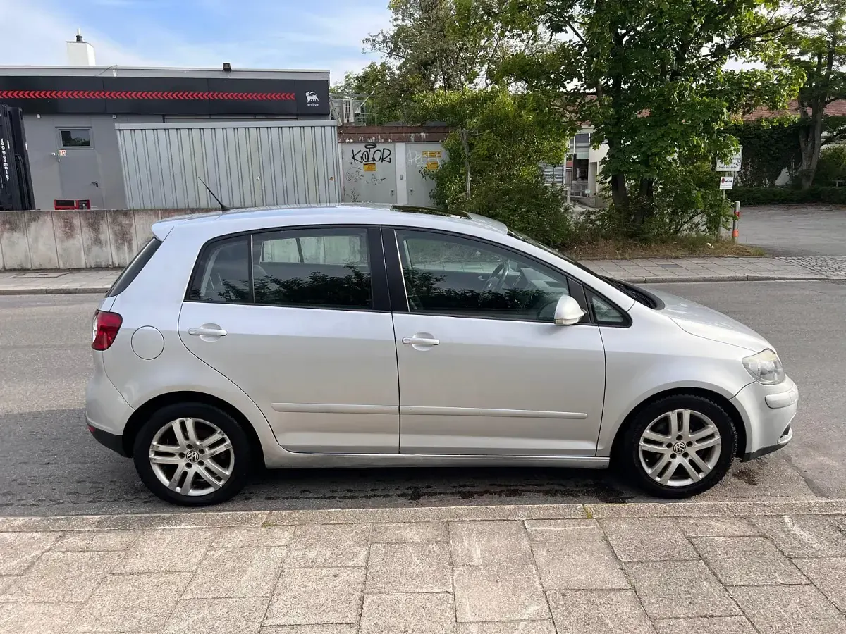 Gebraucht VW Golf V 140 PS (102 kW) 2007 Silber Kombi