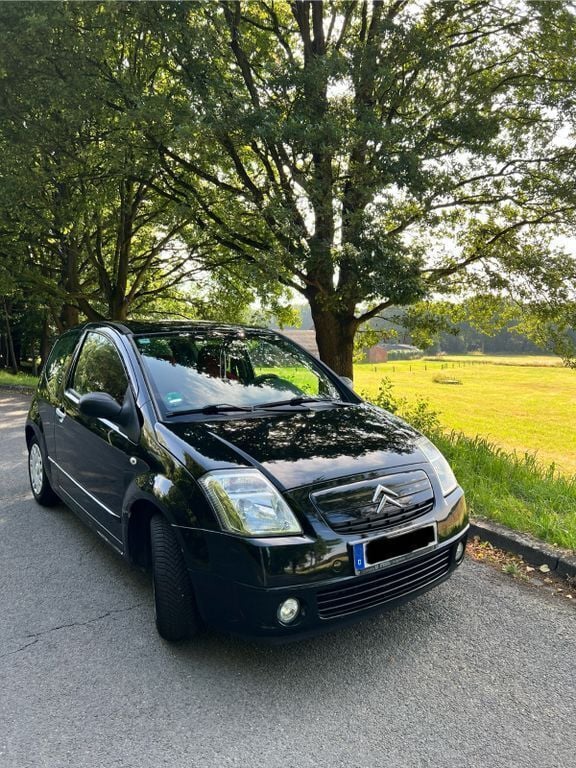 Schwarz Gebraucht 2008 Citroën C2 VTR Sport Kleinwagen | 1.500 € (Fairer Preis) - Bild 1/4