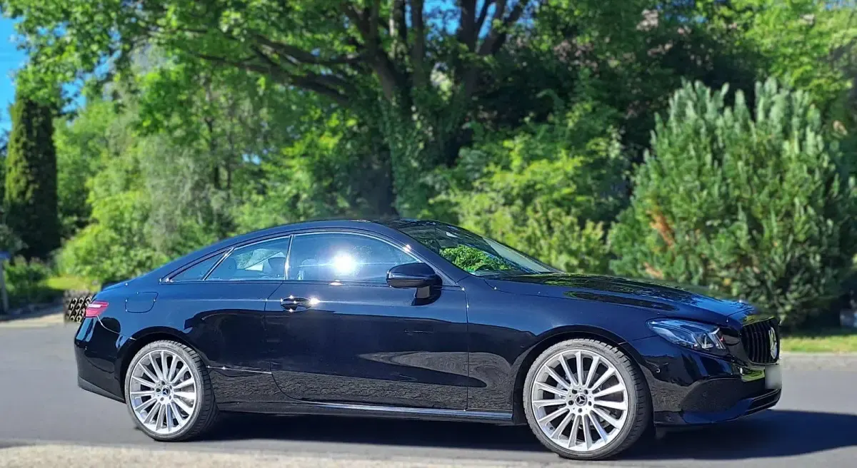 Gebraucht Mercedes E200 184 PS (135 kW) 2017 Schwarz Coupé