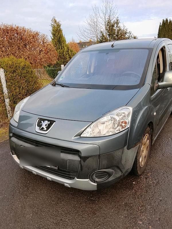 Grau Gebraucht 2009 Peugeot Partner Van / Kleinbus | 1.800 € (Superpreis) - Bild 1/4