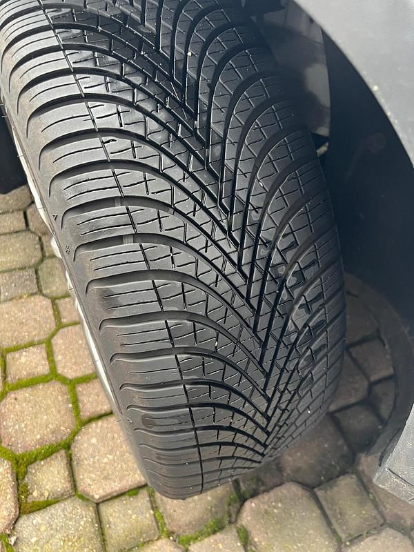 Gebraucht VW Tiguan Sportline 160 PS (117 kW) 2014 Weiß SUV