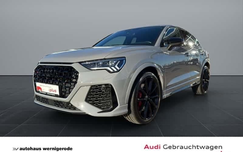 Grau Gebraucht 2021 Audi RS Q3 Sportback Advanced SUV | 47.940 € (Superpreis) - Bild 1/4