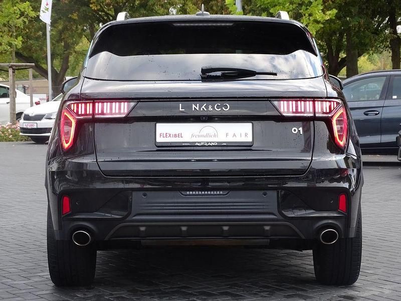 Gebraucht Lynk & Co 01 261 PS (191 kW) 2022 Sparklingblackmet. SUV