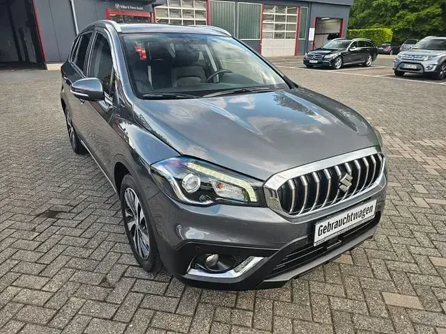Gebraucht Suzuki SX4 S-Cross Comfort+ 129 PS (94 kW) 2020 Grau SUV