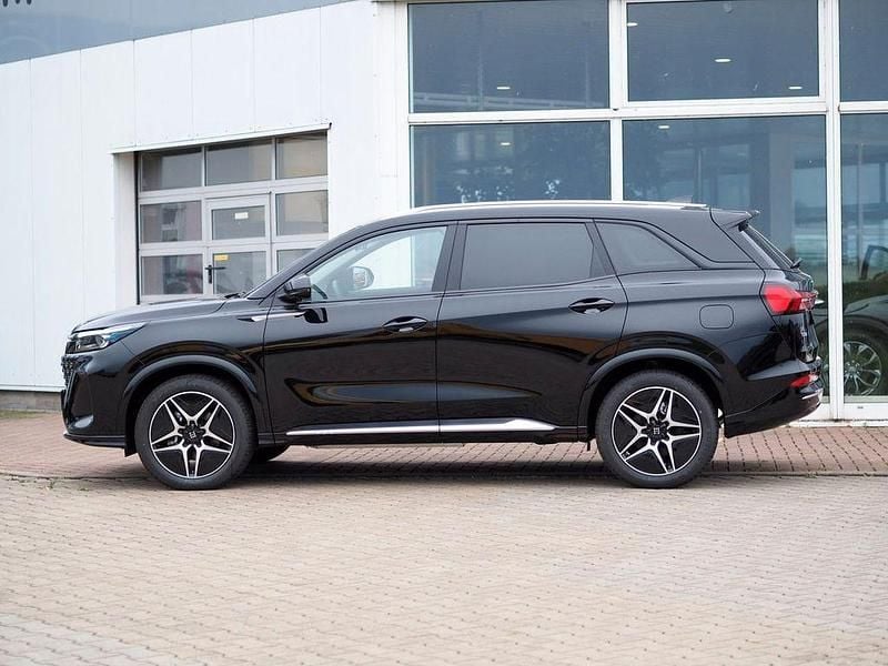 Neu DFSK E5 177 PS (130 kW) 2026 Schwarz SUV