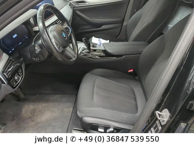 Gebraucht BMW 520 Performance 190 PS (139 kW) 2022 Schwarz Kombi