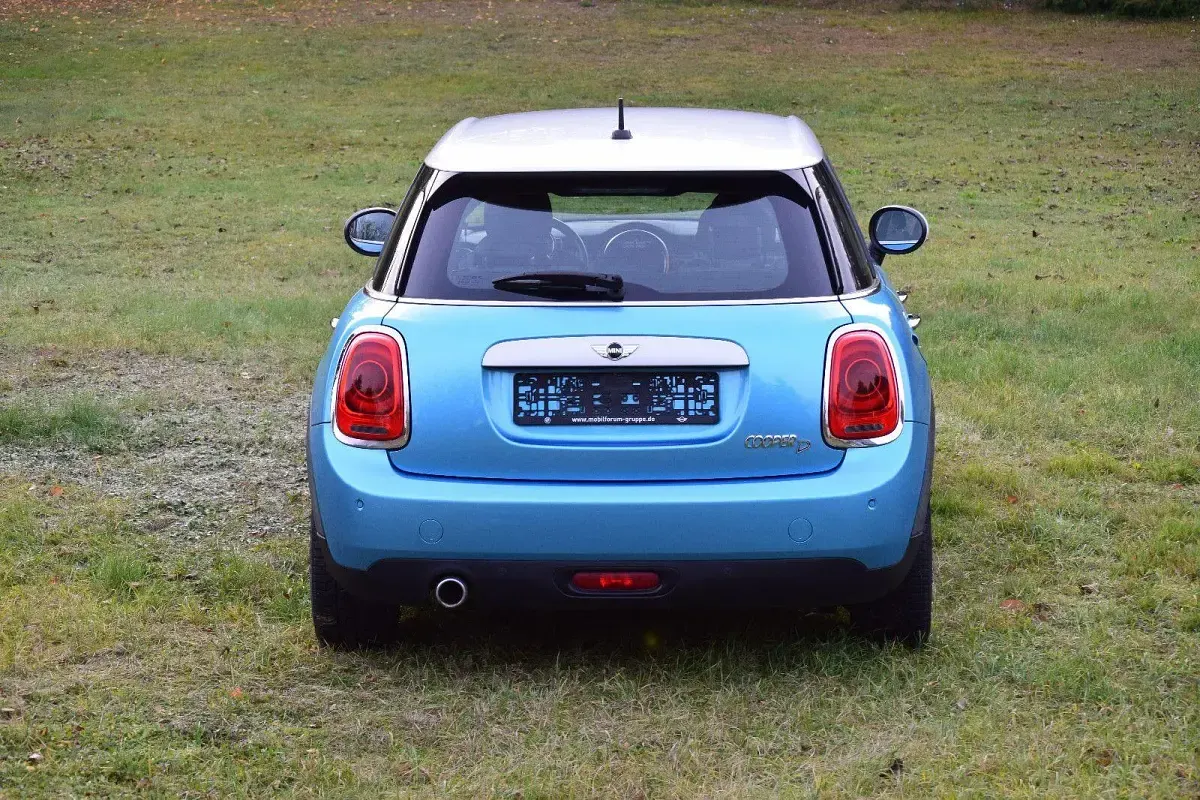 Occasion Mini Cooper D 116 ch (85 kW) 2014 Bleue Citadine