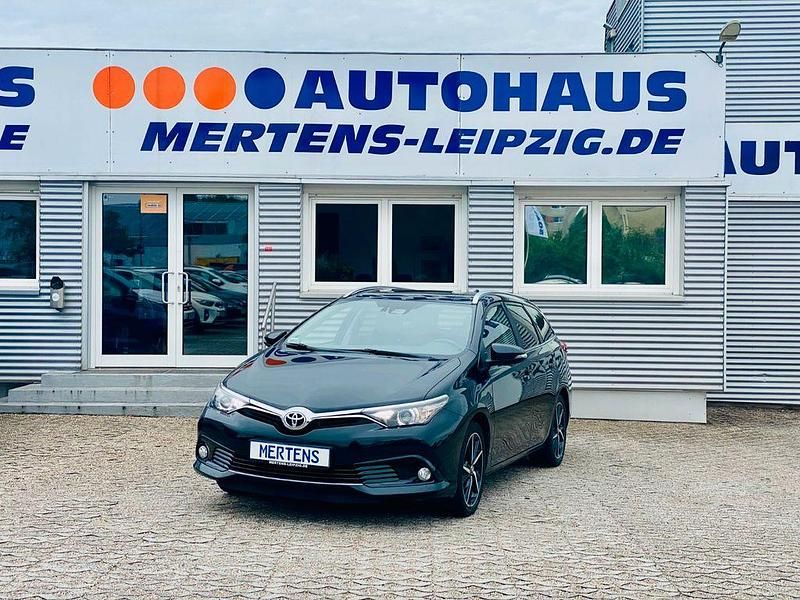 Schwarz Gebraucht 2017 Toyota Auris Touring Sports Edition-S Kombi | 11.990 € (Fairer Preis) - Bild 1/4