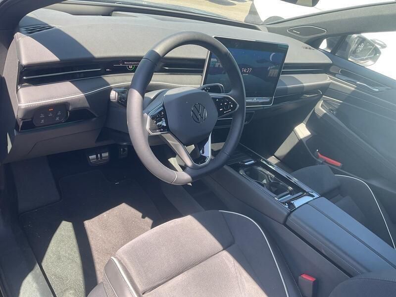 Grenadillschwarz metallic Gebraucht 2025 VW ID.7 Pro Limousine | 52.584 € - Bild 1/2