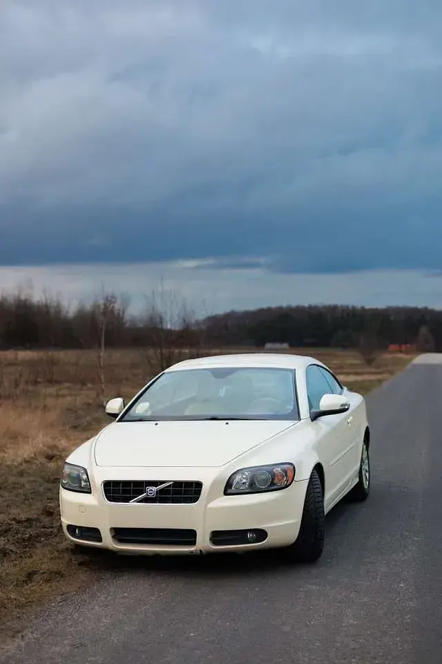 Gebraucht Volvo C70 Momentum 150 PS (110 kW) 2010 Cabrio