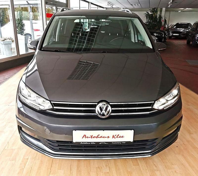 Gebraucht VW Touran 150 PS (110 kW) 2017 Grau Van / Kleinbus