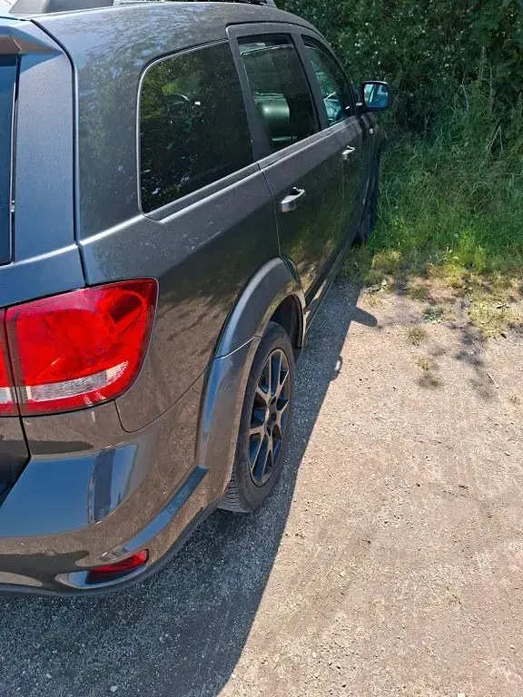 Gebraucht Fiat Freemont 170 PS (125 kW) 2015 Silber SUV
