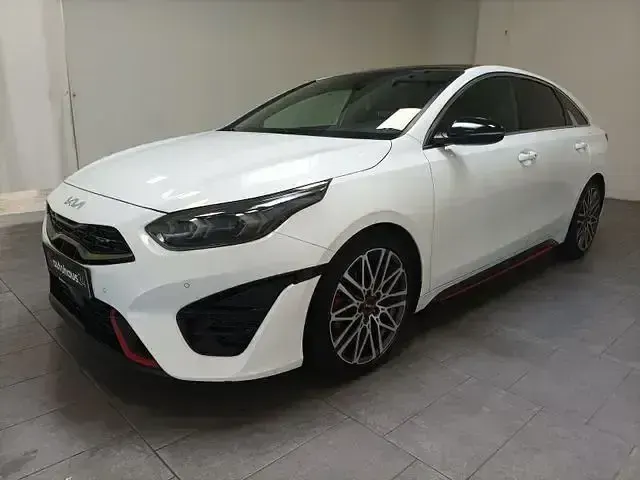 Używany Kia ProCeed GT 204 KM (150 kW) 2023 Biały Kombi