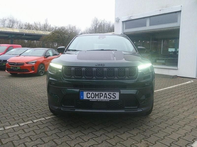 Gebraucht Jeep Compass North 131 PS (96 kW) 2025 Technogreen metallic SUV