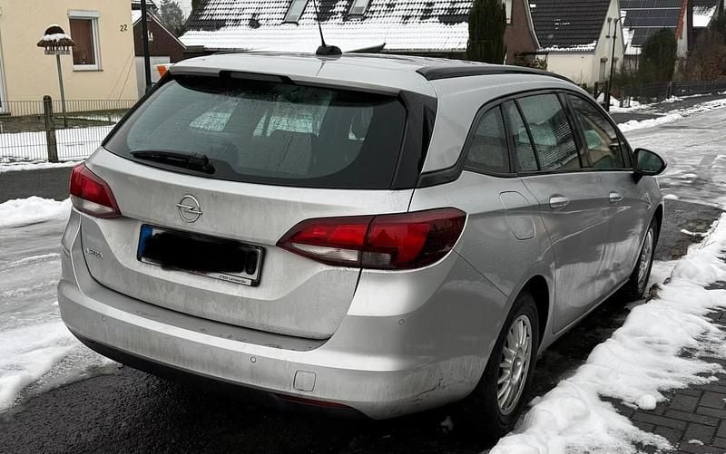 Silber Gebraucht 2020 Opel Astra Kombi | 13.300 € (Teuer) - Bild 1/4