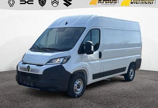 Neu Citroën Jumper First 140 PS (102 kW) 2026 Weiß Van / Kleinbus