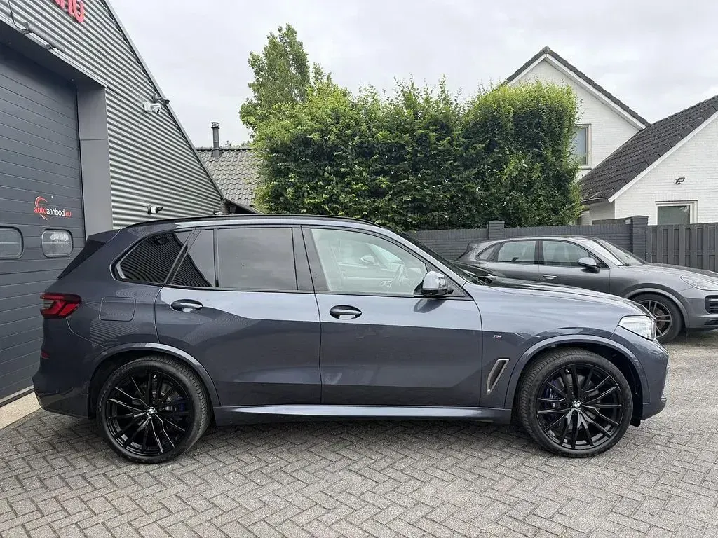 Gebraucht BMW X5 M50 Executive 530 PS (389 kW) 2020 Grau SUV
