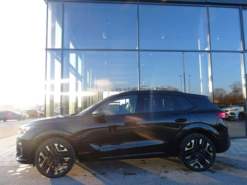 Neu Cupra Terramar VZ 272 PS (200 kW) 2026 Midnight schwarz (metallic) SUV