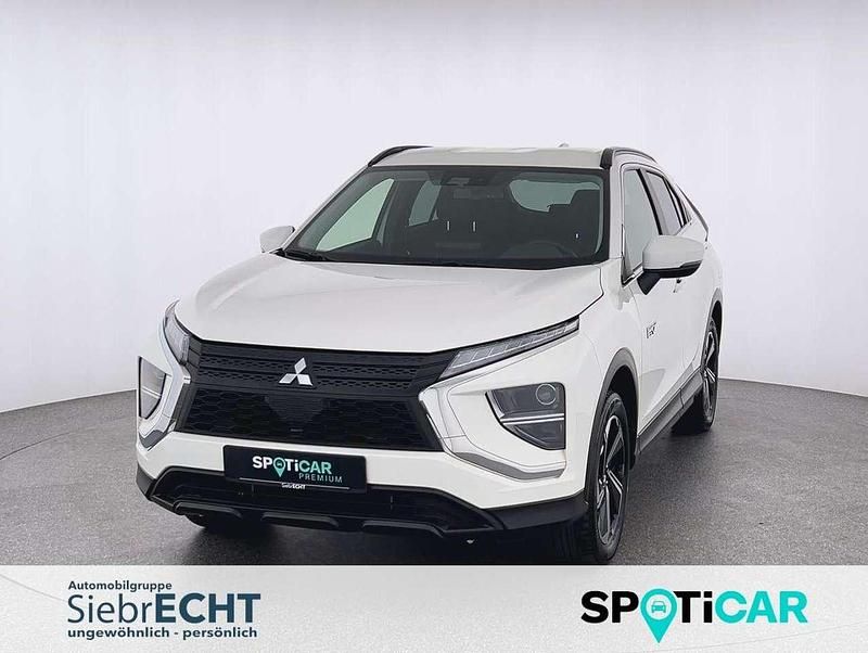 Weiß Gebraucht 2021 Mitsubishi Eclipse Basis SUV | 21.470 € (Guter Preis) - Bild 1/4