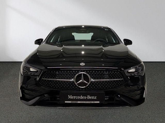 Gebraucht 2025 Mercedes CLA200 AMG line | 38.900 € (Fairer Preis) - Bild 1/4