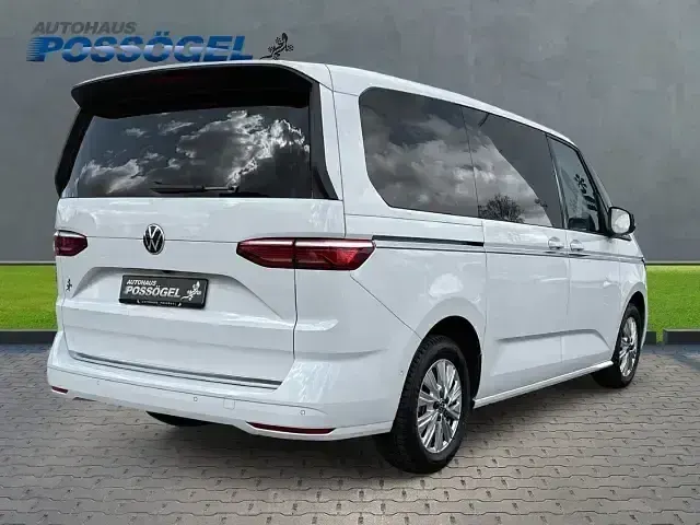 Usata VW Multivan Style 150 CV (110 kW) 2024 Andere Monovolume