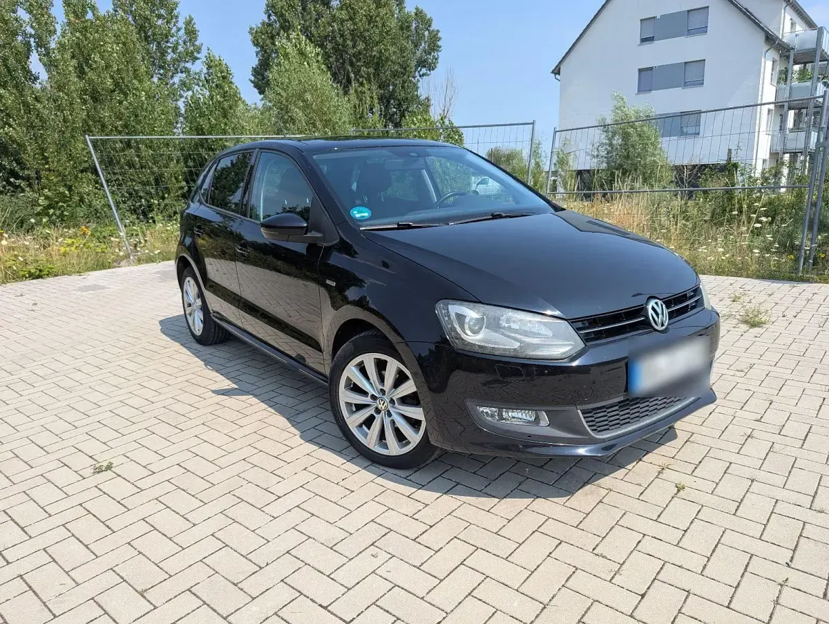 Gebraucht VW Polo Trendline 90 PS (66 kW) 2013 Schwarz Kleinwagen
