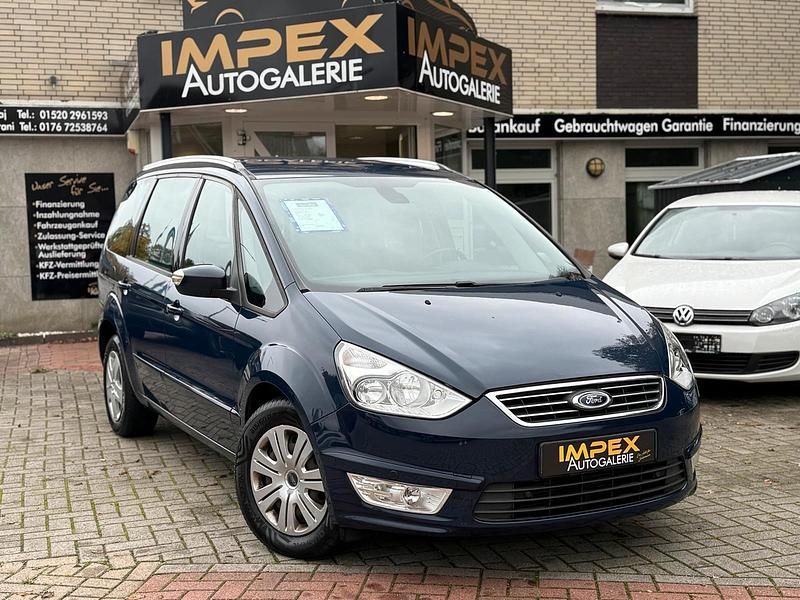 Blau Gebraucht 2013 Ford Galaxy Van / Kleinbus | 4.990 € (Superpreis) - Bild 1/4