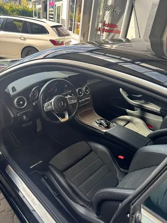 Gebraucht Mercedes C220 AMG 194 PS (142 kW) 2021 Schwarz Coupé