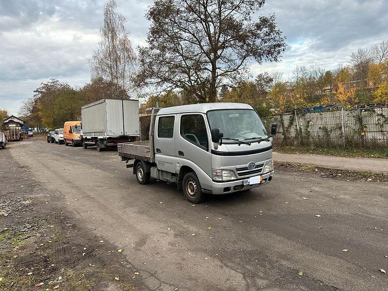 Silber Gebraucht 2008 Toyota Dyna Abholung | 6.700 € - Bild 1/4