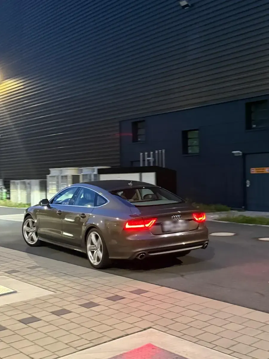Gebraucht Audi A7 Sportback Design 245 PS (180 kW) 2013 Beige Kleinwagen