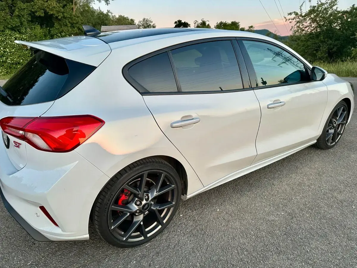 Gebraucht Ford Focus Performance Edition 280 PS (205 kW) 2020 Weiß Limousine